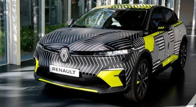 Ősszel debütál a teljesen elektromos Renault Megane