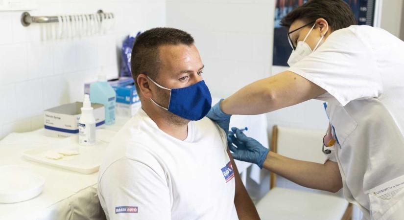 „Ez nem játék!” – Ez a szakma baja az orosz vakcinával