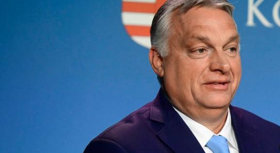 Orbán Viktor egy közös fotóval köszöntötte fel Mészöly Kálmánt