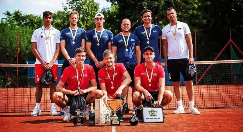 Arany hibátlan mérleggel – Fucsovics Márton is gratulált a győri teniszezők győzelméhez