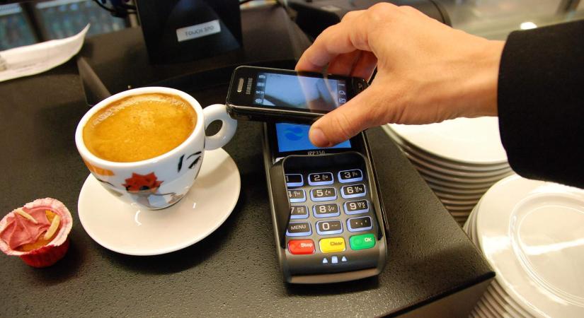 1 millió bankkártya lehet a mobiltárcákban Magyarországon