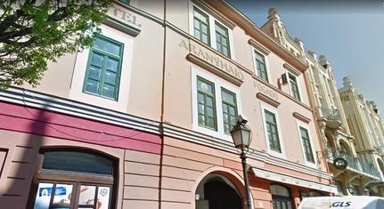 Még mindig nem kapta meg Pécs az Aranyhajó Hotelért a 120 millió forintot