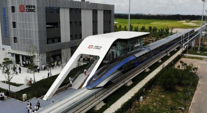 Üzembe állt a világ leggyorsabb vonata Kínában