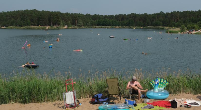 8 kristálytiszta tó, ha nem kérsz a balatoni tömegből: itt nyugalom és béke vár rád