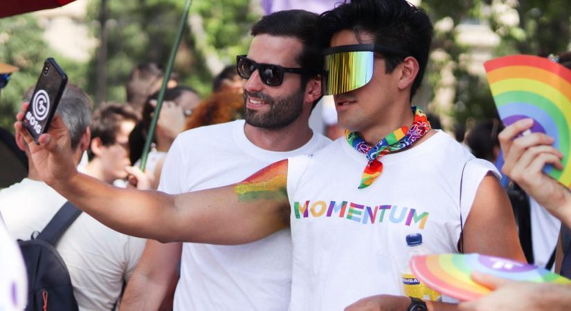 Ötpontos LMBTQ-programmal állt elő a Momentum Mozgalom