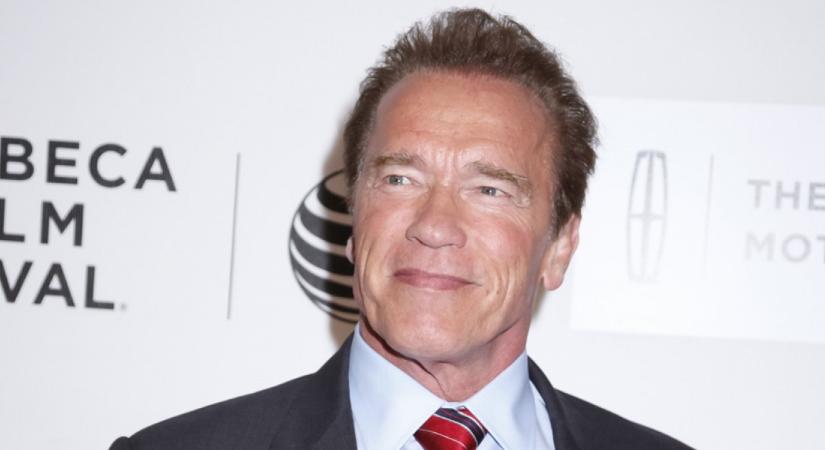 Mély gyászba burkolózik Arnold Schwarzenegger, súlyos veszteség érte a színészt
