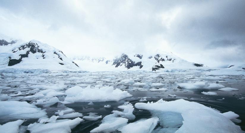 Tavakat talált a NASA az Antarktisz jege alatt
