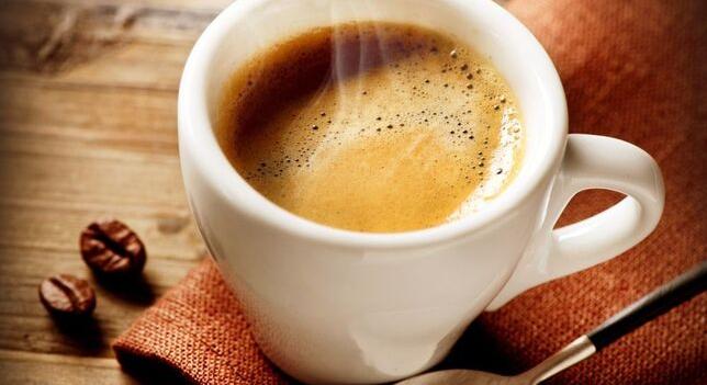 Napi hat csésze kávé károsíthatja az agyat?
