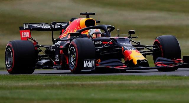Red Bull győzelem a jubileumi F1-es versenyen