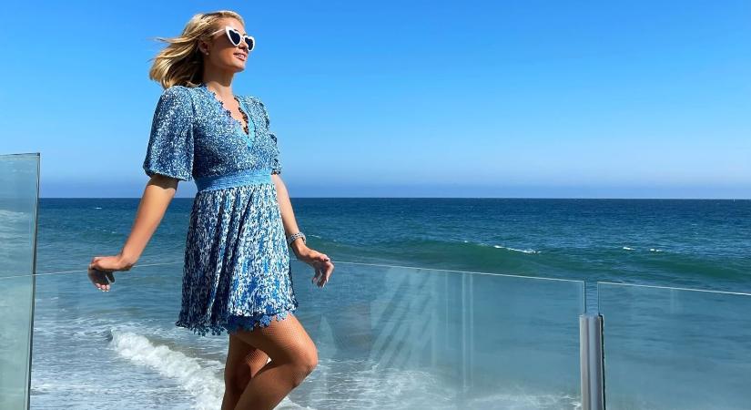 Paris Hilton 40 évesen is olyan teste van, hogy szavak nincsenek rá