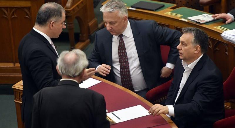 Semmi sem változik – a Fidesz ellehetetlenítette a Pegasus miatt összehívott bizottsági ülést