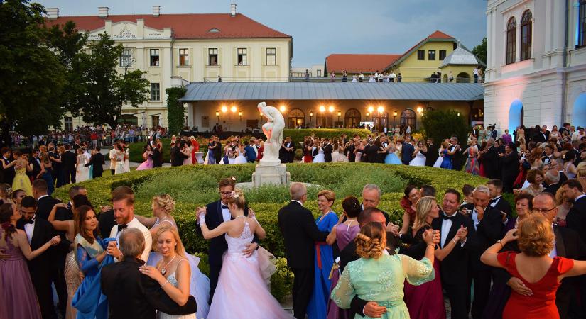 Július 26-án kezdődik az Anna-fesztivál Balatonfüreden