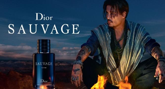 Johnny Depp új Dior reklámban tűnik fel, miközben a rajongók ujjonganak, amiért a cég kiállt mellette [VIDEO]