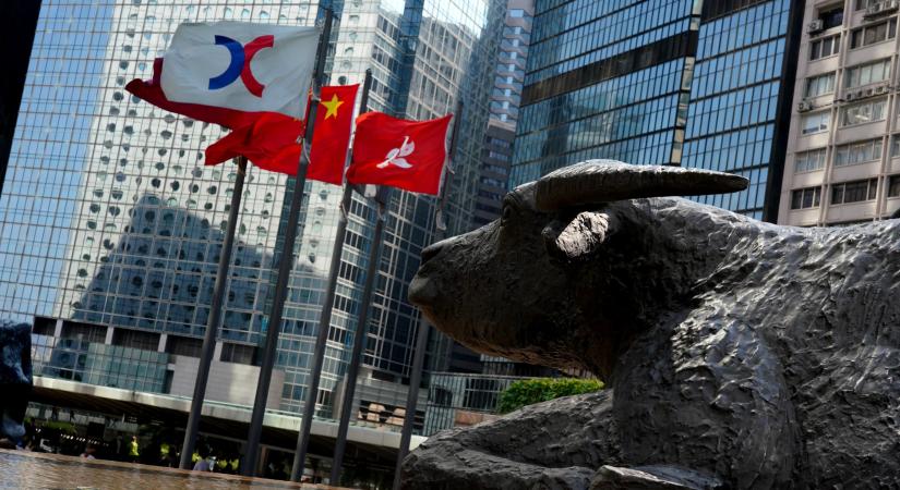 Nagyon odacsaptak a kínai techrészvényeknek, közel 5 százalékot esett a hongkongi index