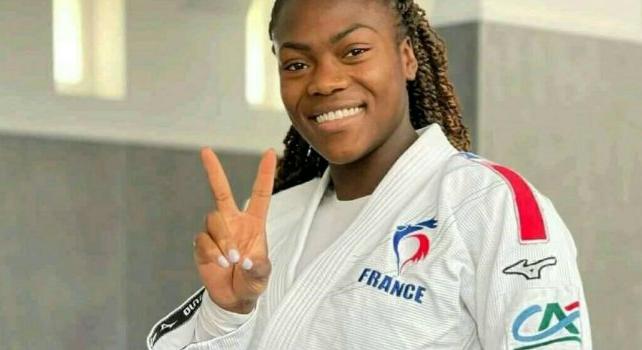 Francia arany a cselgáncs női 63 kg-ban, míg japán arany férfi 81 kg-ban