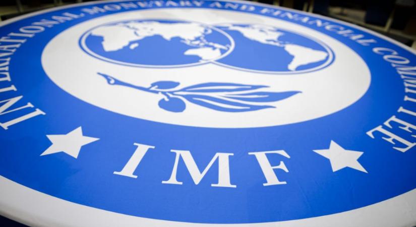 IMF: a világgazdaság 6 százalékkal nő, az olajár 60 dollár fölött marad