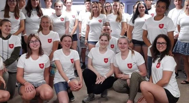 Debreceni ifjúsági önkéntesek segítettek a fogyatékkal élőknek