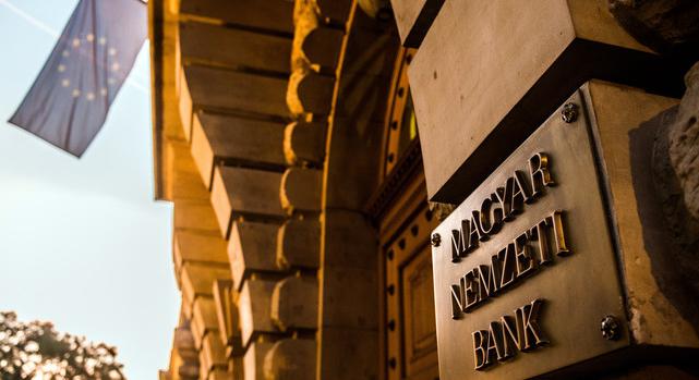Emelkednek a hitelek törlesztői ismét kamatot emelt az MNB