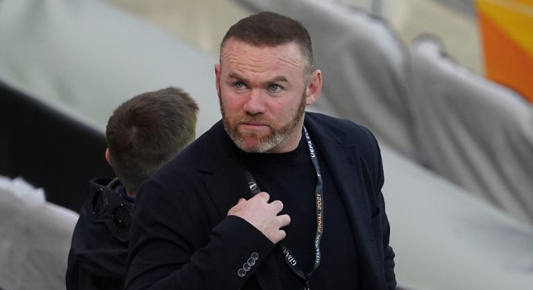 Rooney úgy berúgott, hogy három fiatal nővel ment az ágyba