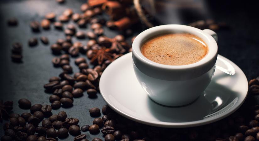 Koffeinfüggők figyelem! Ilyen súlyos károkat okozhat a szervezetben a kávé
