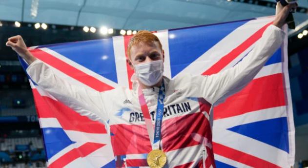 A britek aranyérmes úszója, Tom Dean kétszer esett át a covidon és fulladás nélkül még a lépcsőn sem tudott felmenni
