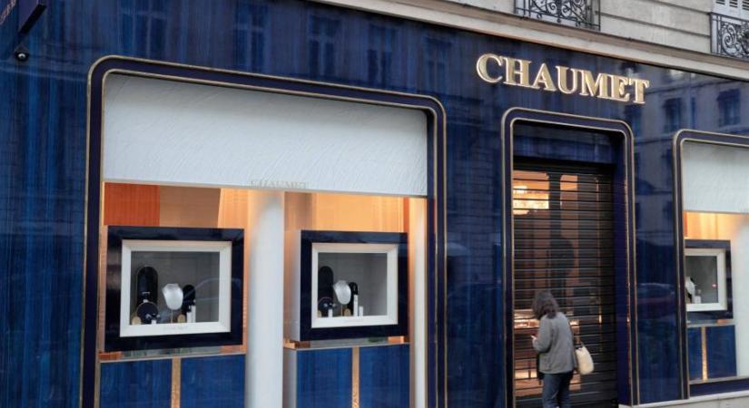 Kiraboltak egy luxusékszer üzletet Párizsban