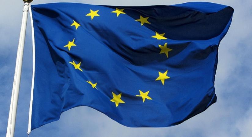 Az EU a keresőmotorja működésének átláthatóságára szólította fel a Google-t