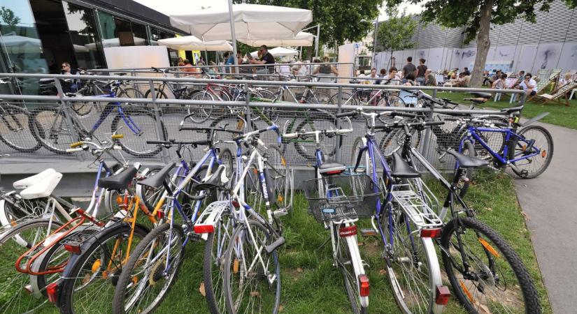 Mire elég 50 ezer kerékpártároló Bécsben?