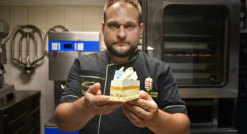 Cukrászmesterek alkották meg Félegyháza tortáját