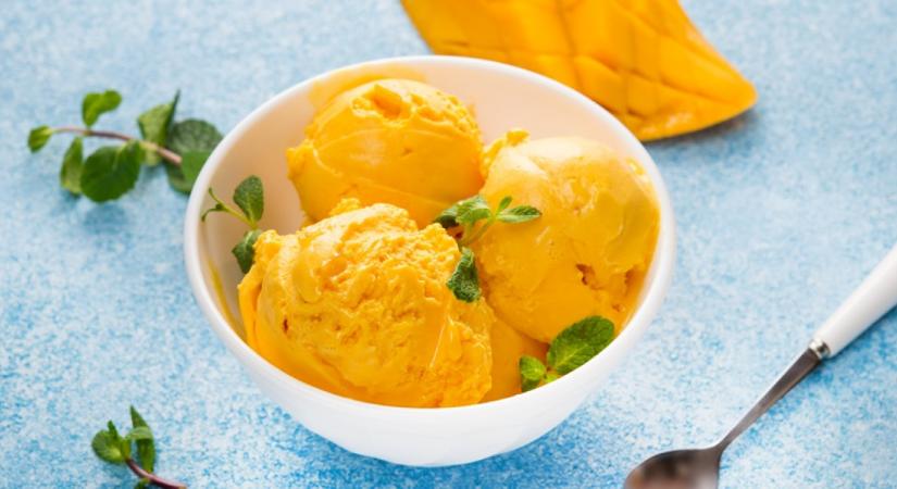 Ha a meleg miatt ki sem mozdulnál otthonról – Krémes mangó fagylalt házilag