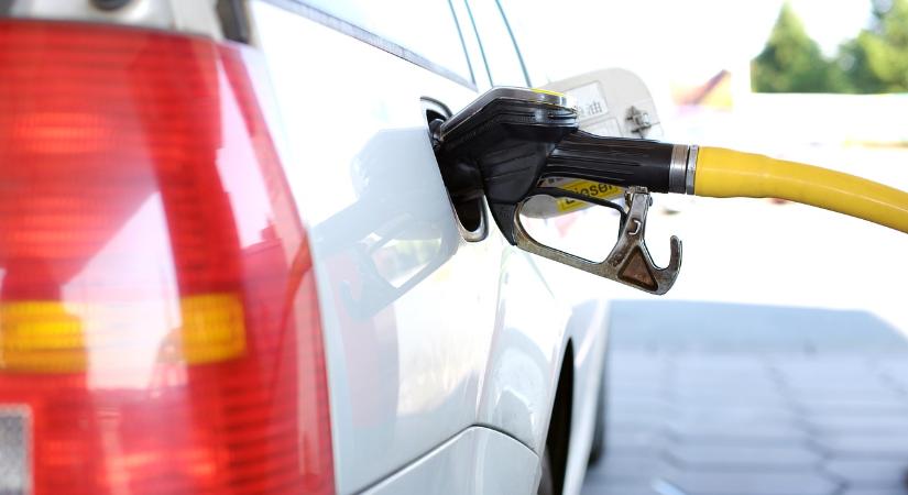 Egekben az üzemanyagok ára – holnap ismét drágul nem is akármennyivel