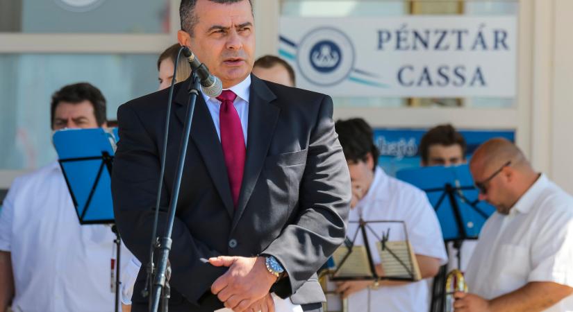 Bilincsben hurcolta el a TEK a siófoki Petőfi sétány biztonsági főnökét, majd tanúként hallgatták ki