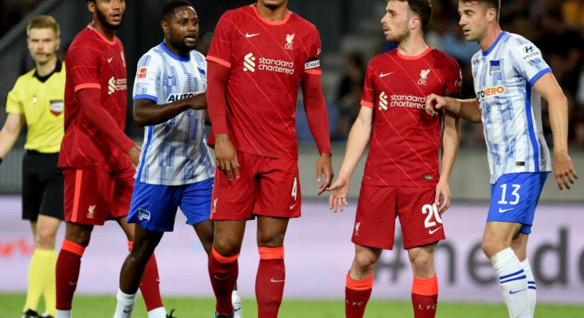 Liverpool: Virgil van Dijk újra a pályán! – videó