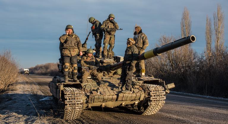 Ukrajna készül a háborúra