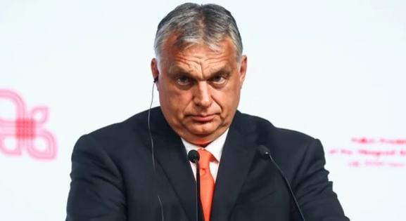 Az NVB hitelesítette Orbán Viktor népszavazási kérdéseit