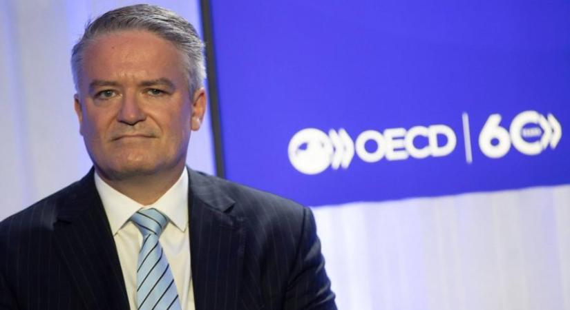 Reformok sorát sürgeti az OECD