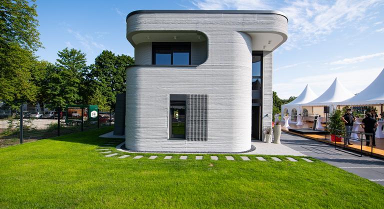 Itt van Németország első, 3D betonnyomtatóval épített háza