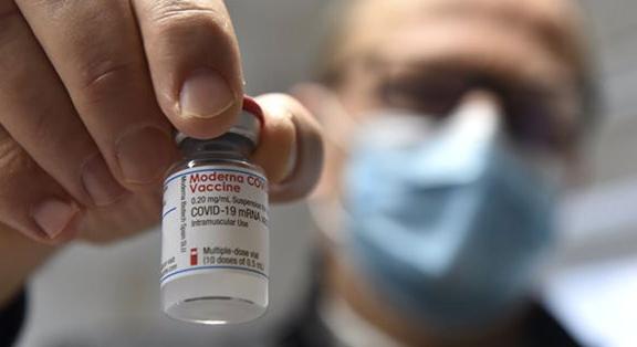Koronavírus: újabb védőoltás adható 12 év felettieknek