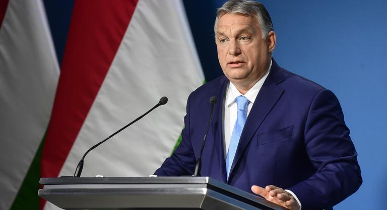 Orbán Viktor felmentett egy államtitkárt és két helyettes államtitkárt
