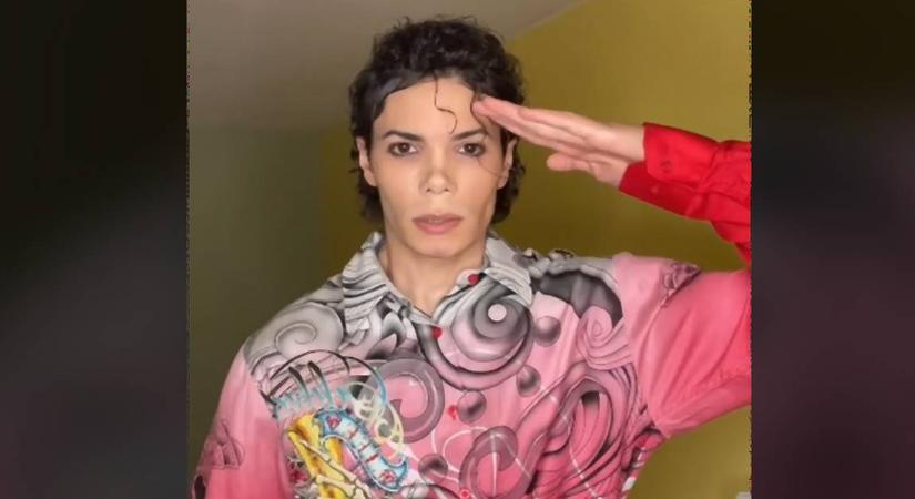 Jacko él? Egy Michael Jacksonra hasonlító srác nyűgözi le az embereket TikTokon