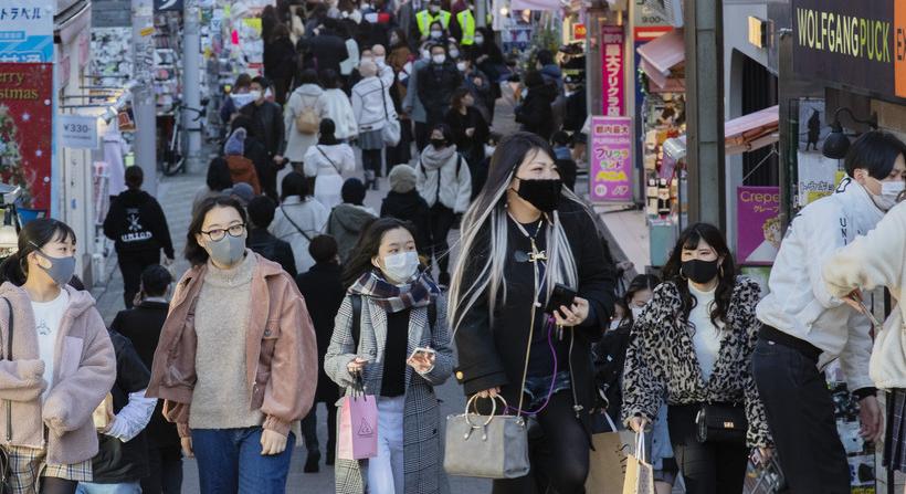 Koronavírus - Rekordmagas az új fertőzöttek száma a japán fővárosban, Thaiföldön és Malajziában