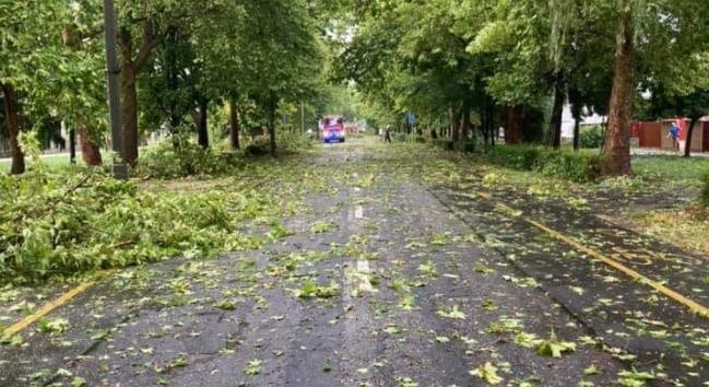Hatalmas vihar csapott le Hajdúnánásra, üzent a polgármester