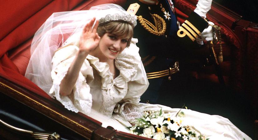 Elárverezik Diana hercegnő esküvői tortájának egy szeletét