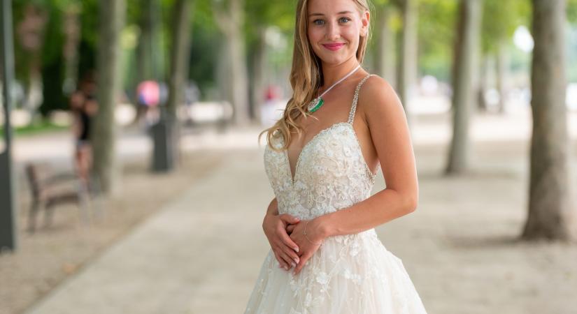 Szegedi lányt választottak az Anna-bál egyik szépének – Fotók