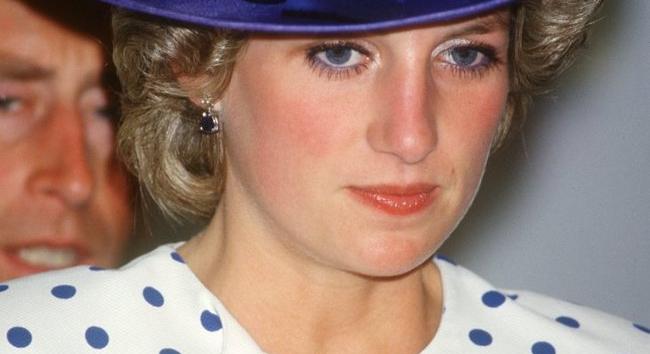 Elképesztő titok derült ki Diana hercegnőről, ezt tette a halála előtt