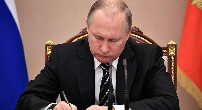 Elrendelte Putyin az északi régiók épületeinek ellenőrzését a klímaváltozás miatt