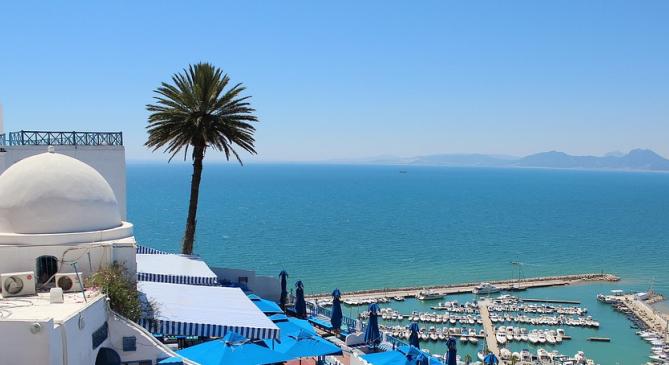 49 fokkal dőlt abszolút melegrekord Tuniszban