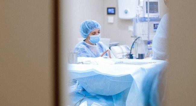 Koronavírusos férfi életét mentették meg az Országos Onkológiai Intézetben – Tüdőtranszplantációra volt szükség