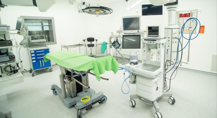 Tüdőátültetéssel mentették meg egy 41 éves koronavírusos férfi életét az Országos Onkológiai Intézetben