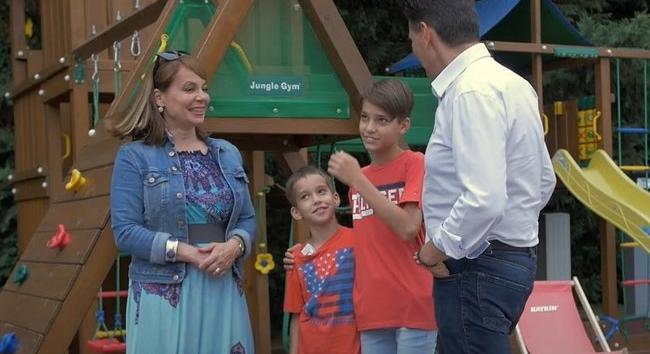 Csisztu Zsuzsa varázslatos családja: Egy-egy atomreaktort helyeztünk el a két fiunkban – videó
